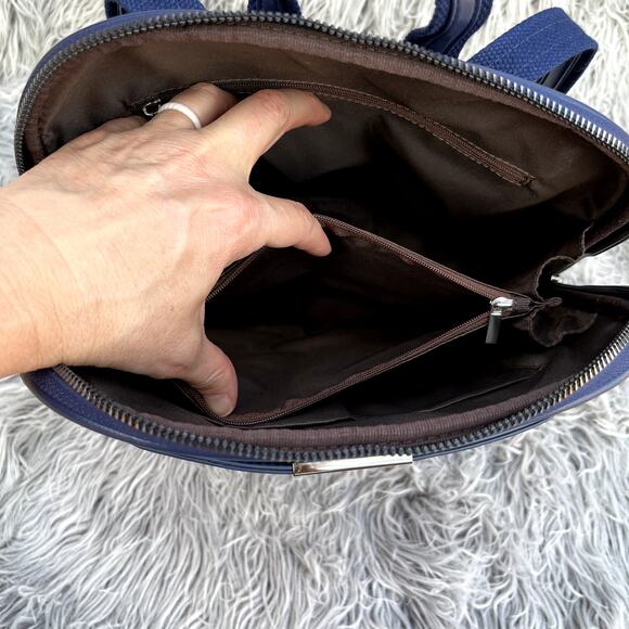 Wen & Where The Commuter Travel Backpack Crossbody Hand Carry Bag Tote Vegan main image 6